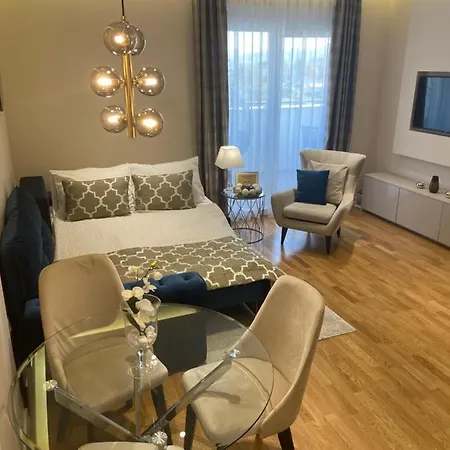 Apartment Tiffany Lux